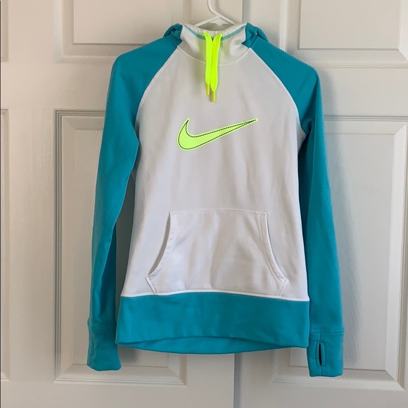 Nike Tops - Nike Therma Fit Hoodie